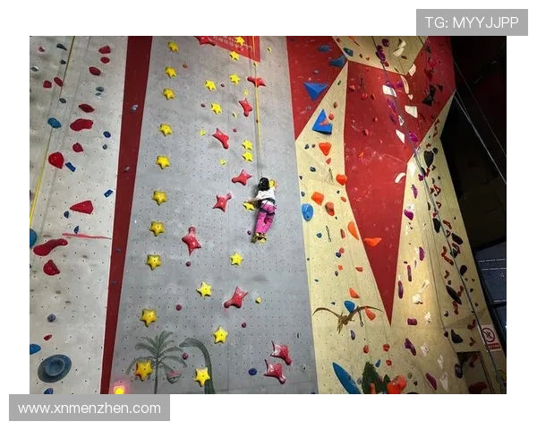 成都攀岩队的节奏与挑战探索攀岩运动的魅力与发展 成都攀岩队的节奏与挑战探索攀岩运动的魅力与发展